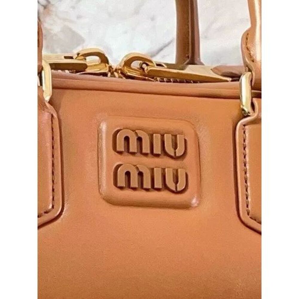 Miu Miu Women Pre-Loved Bag Very Good Condition - Picture 7 of 9